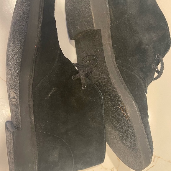 Men’s Clark’s Collection black suede boot - Picture 6 of 8